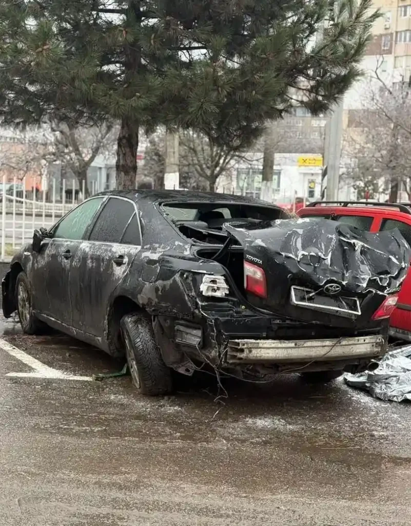 Toyota Camry 2006 после дтп.webp